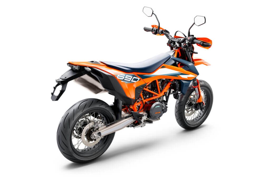 KTM 690 SMC R image 1